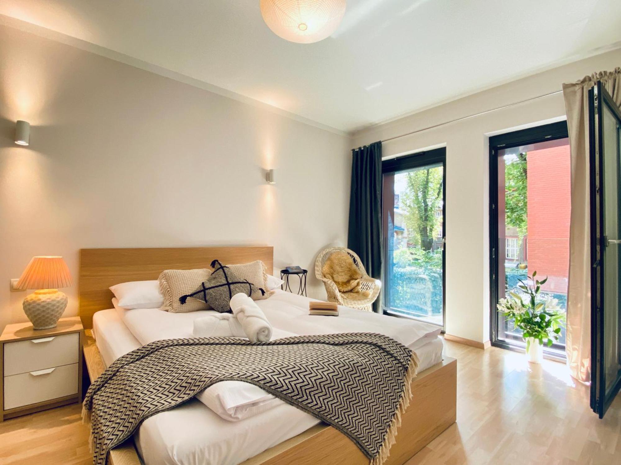 Angel Mint Apartment - Free Parking - Balcony クラクフ エクステリア 写真