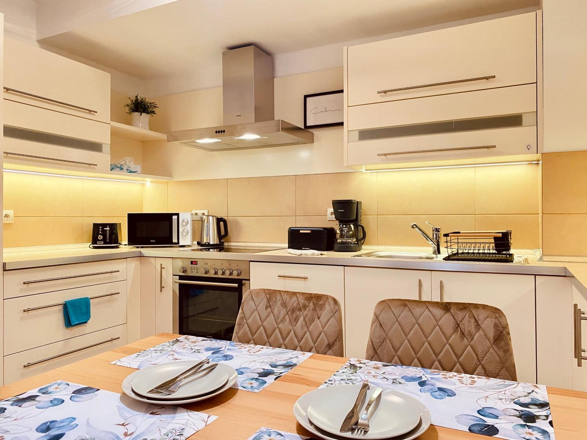 Angel Mint Apartment - Free Parking - Balcony クラクフ エクステリア 写真