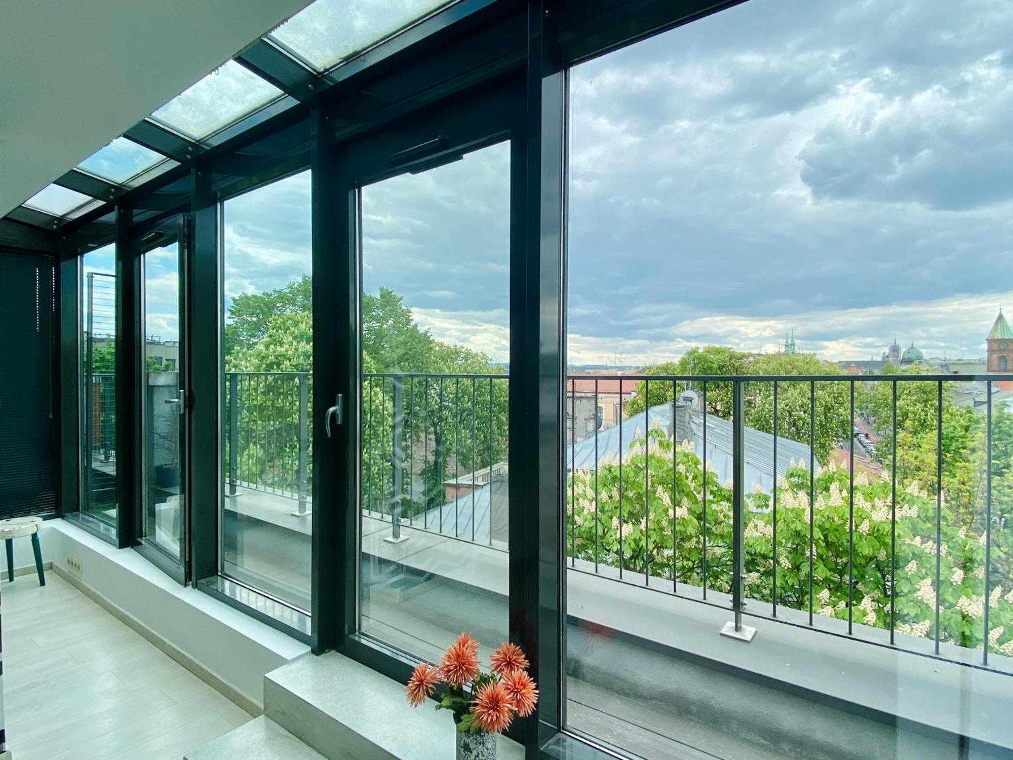 Angel Mint Apartment - Free Parking - Balcony クラクフ エクステリア 写真