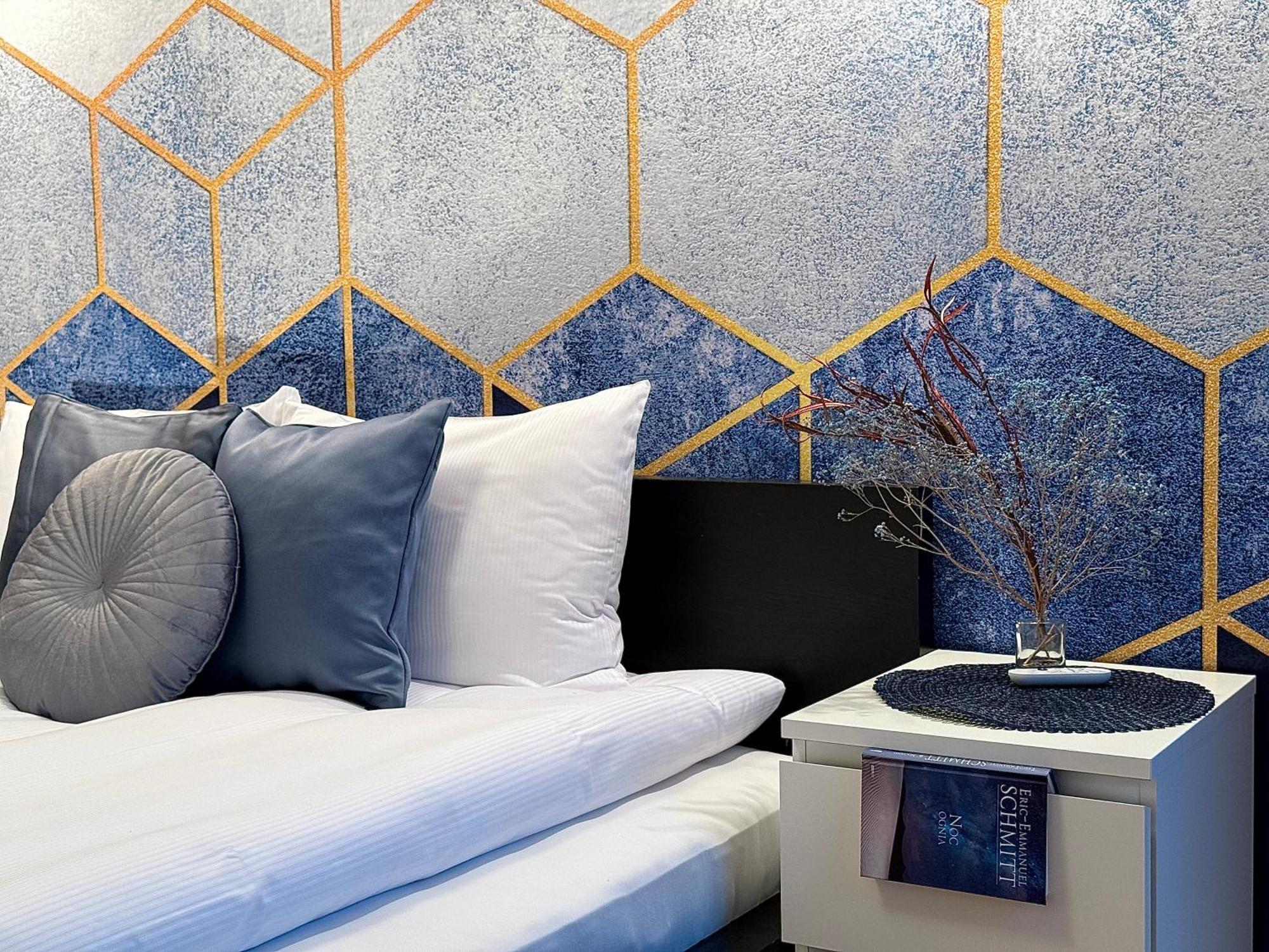 Angel Mint Apartment - Free Parking - Balcony クラクフ エクステリア 写真
